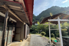 B6DEAACE-3A9F-4F4A-8A06-E536BB7009A6